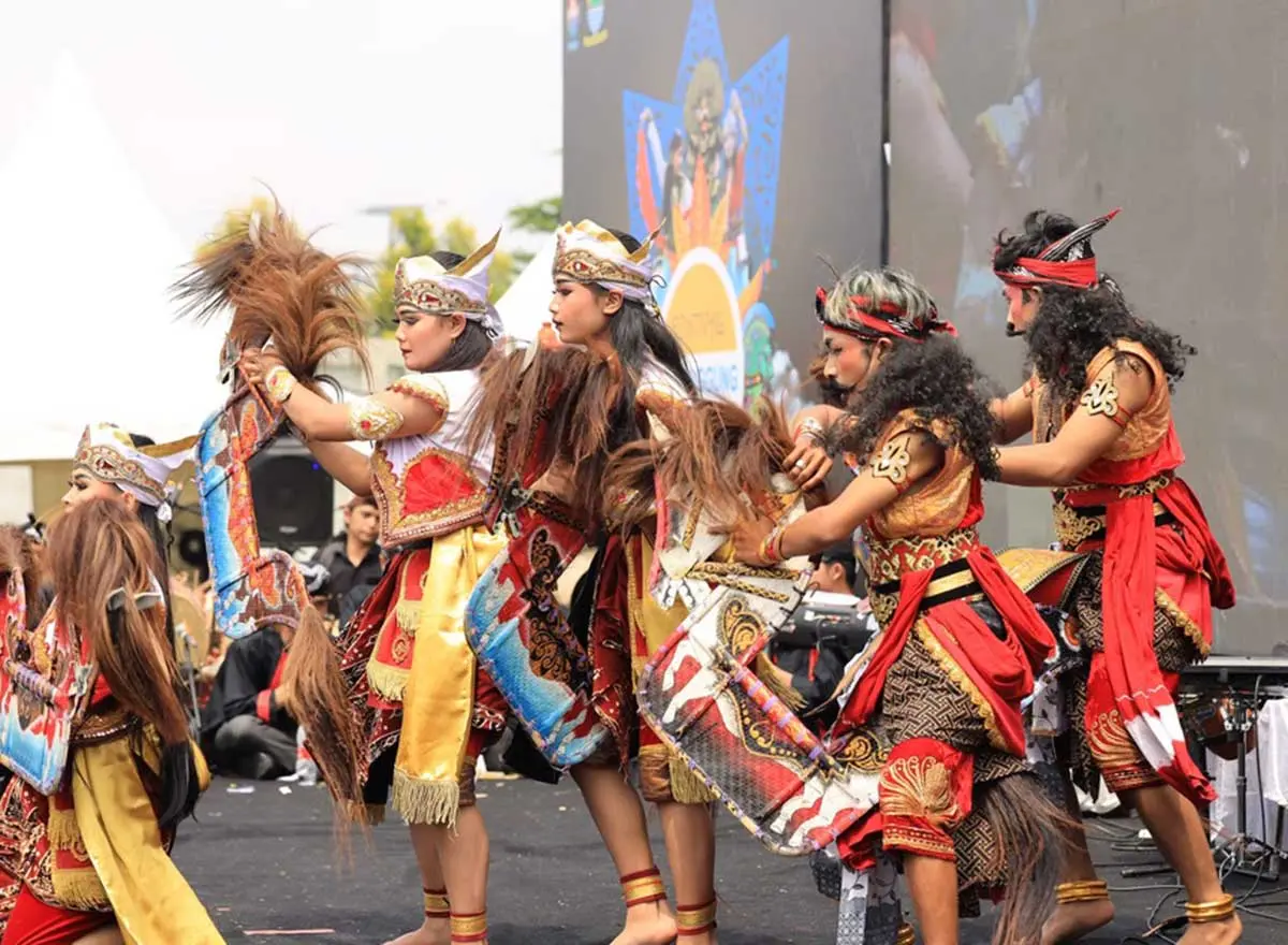 Transformasi Digital Harus Jaga Budaya Lokal
