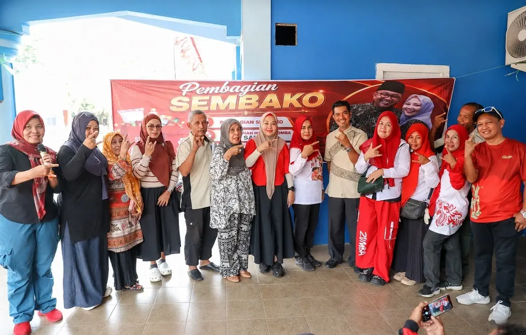 330 Petugas Kebersihan Tanjungpinang Dapat Paket Sembako, Pengelola Bank Sampah Bawa Pulang Kaisar
