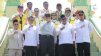 Tak Hanya Bahas Infrastruktur, Menteri PU Ziarah ke Sejumlah Situs Sejarah Pulau Penyengat