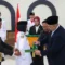 Jelang HUT RI, 33 Paskibraka Bintan Resmi Dikukuhkan Bupati Roby