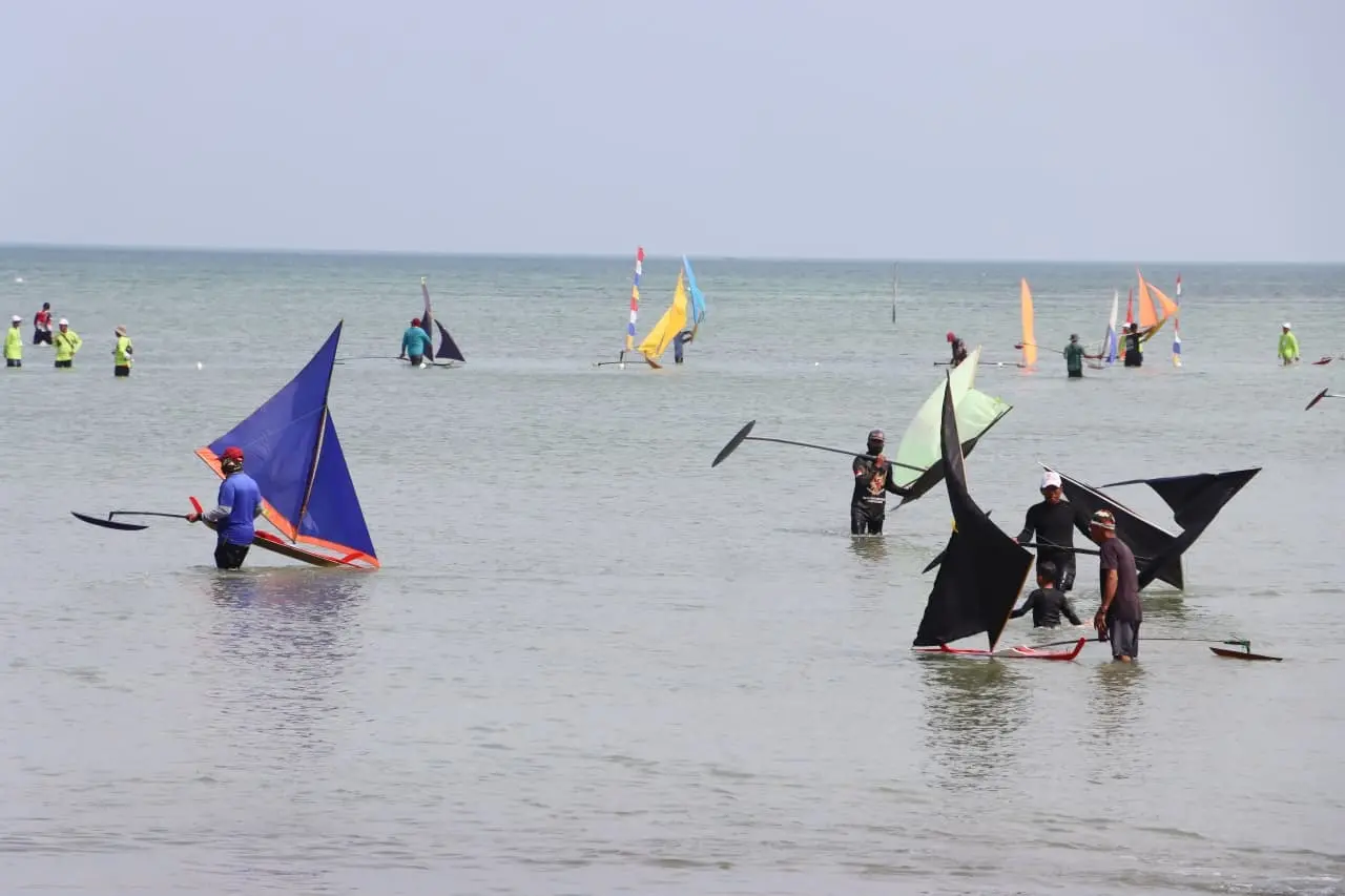 500 Peserta Ikut Lomba Jong di Festival Pantai Wan Seri Beni Bintan