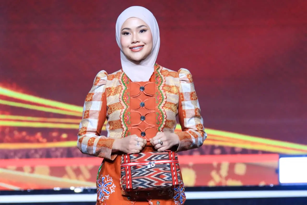 Hafizha Tampil di Kriyanusa 2026, Bawa Batik Motif Otak-Otak Khas Bintan