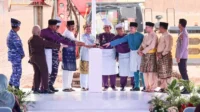 tugu-bahasa-penyengat Tugu Bahasa di Pulau Penyengat Mulai Dibangun, Ditargetkan Jadi Wisata Sejarah dan Budaya
